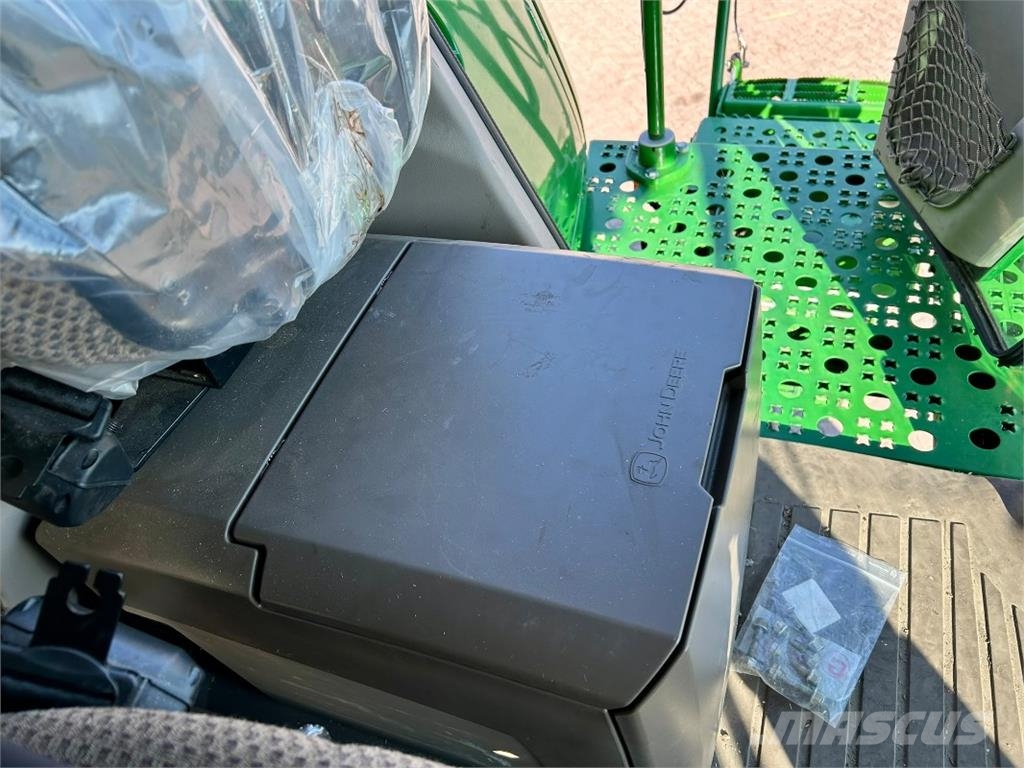 John Deere S785 Leikkuupuimurit