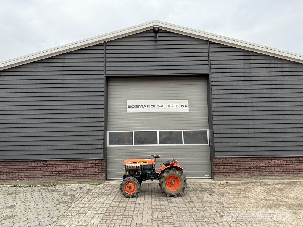 Kubota B7000 4WD minitractor Traktorer
