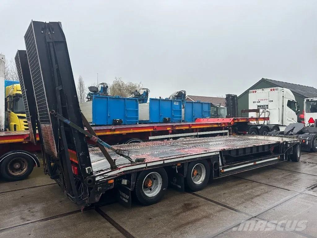 Lako 3 AXLE + RAMPEN EN HEFDAK 3,4 M Plataformas bajas
