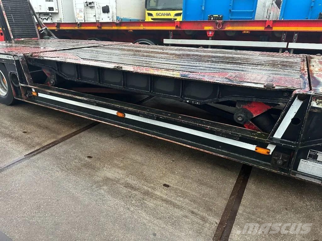 Lako 3 AXLE + RAMPEN EN HEFDAK 3,4 M Plataformas bajas