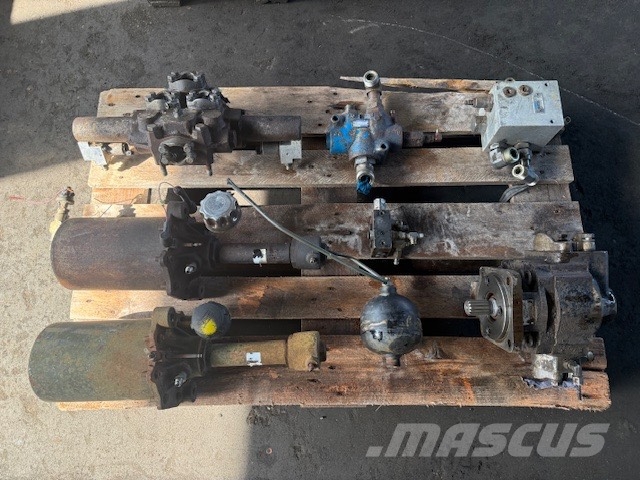 Terex TA 25 USED HYDRAULIC PARTS Hidraulika