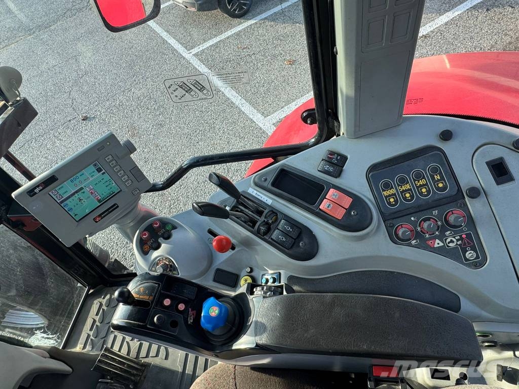 Massey Ferguson 7495 Dyna VT トラクター