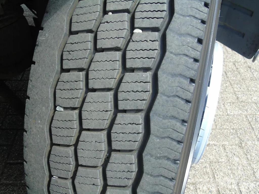 Iveco Stralis 360 + THERMO KING T600R + EURO 6 + 3T LIFT شاحنات بدرجة حرارة قابلة للضبط