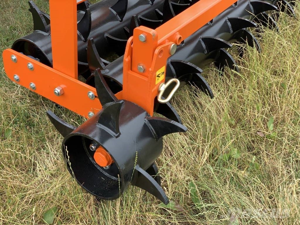 Mandam GROT 3,0 subsoiler + hydraulic protection NON STOP Grubber