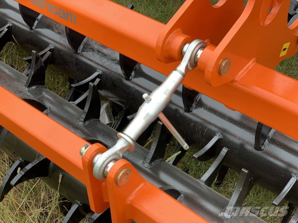 Mandam GROT 3,0 subsoiler + hydraulic protection NON STOP Grubber