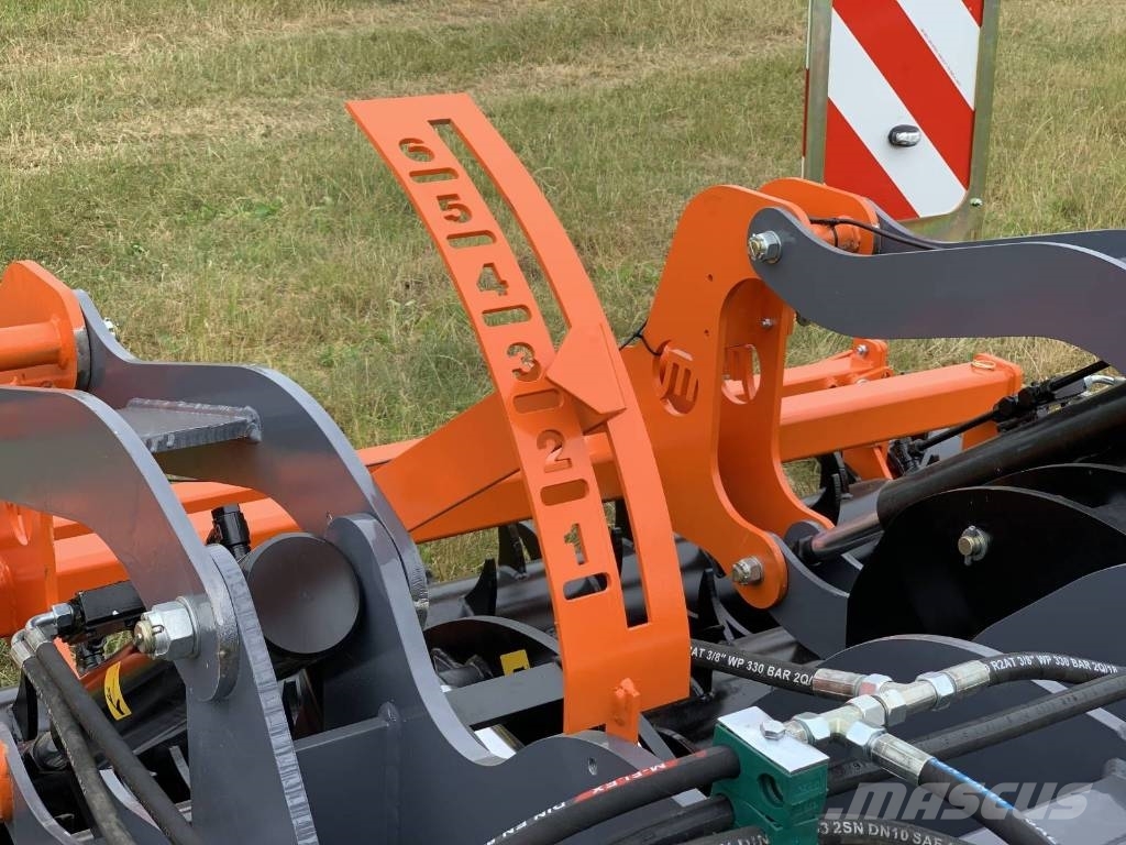 Mandam GROT 3,0 subsoiler + hydraulic protection NON STOP Grubber