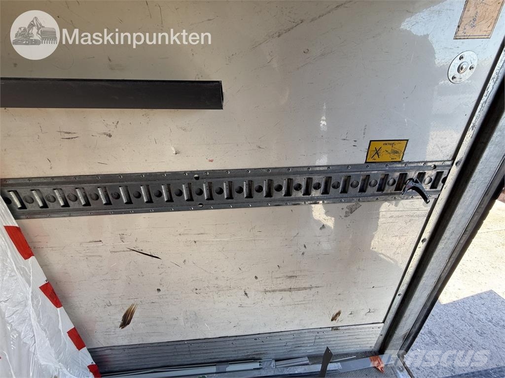 Volvo FL Sanduk kamioni