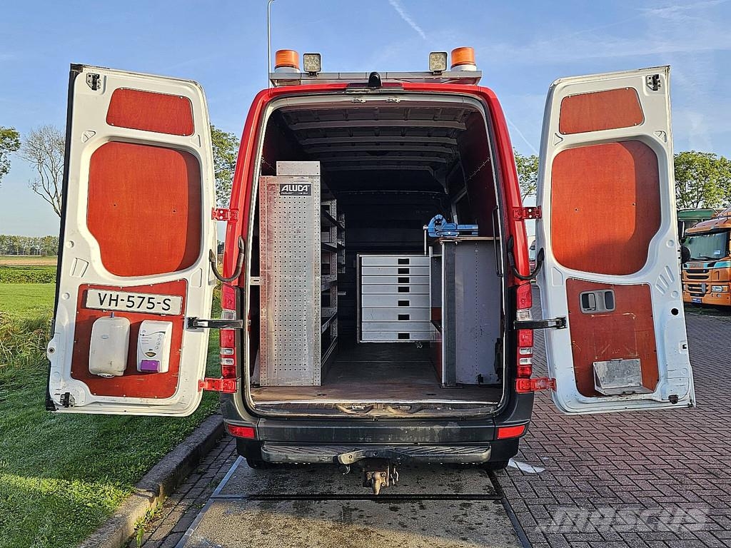 Mercedes-Benz Sprinter 519 L2H2 V6 3.0 LTR ac automaat 4X4! sper Kaubikud