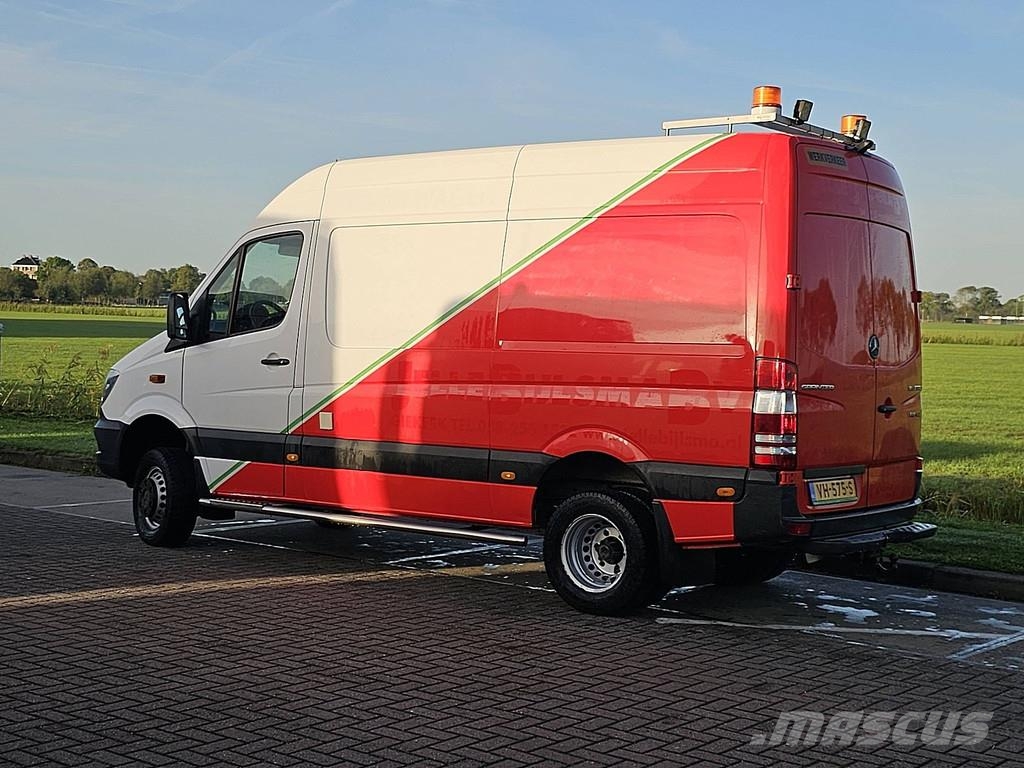 Mercedes-Benz Sprinter 519 L2H2 V6 3.0 LTR ac automaat 4X4! sper Kaubikud