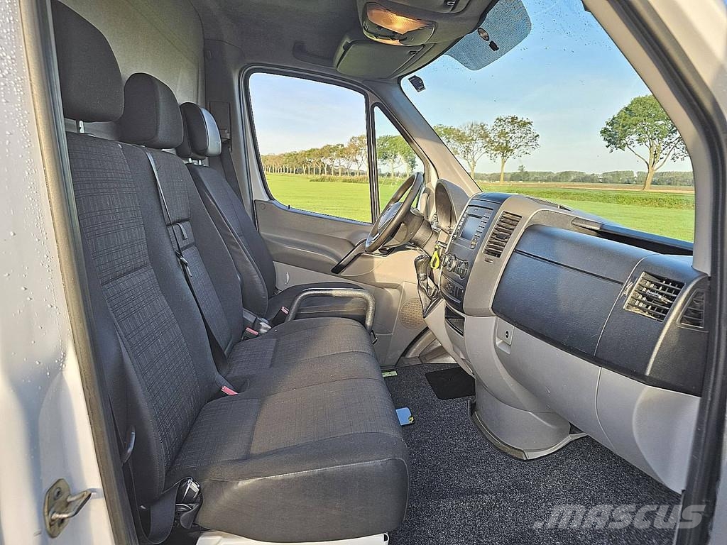 Mercedes-Benz Sprinter 519 L2H2 V6 3.0 LTR ac automaat 4X4! sper Kaubikud