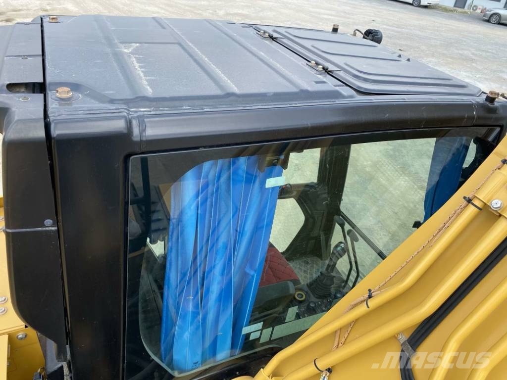 CAT 323   Shanghai largest supplier Vikšriniai ekskavatoriai