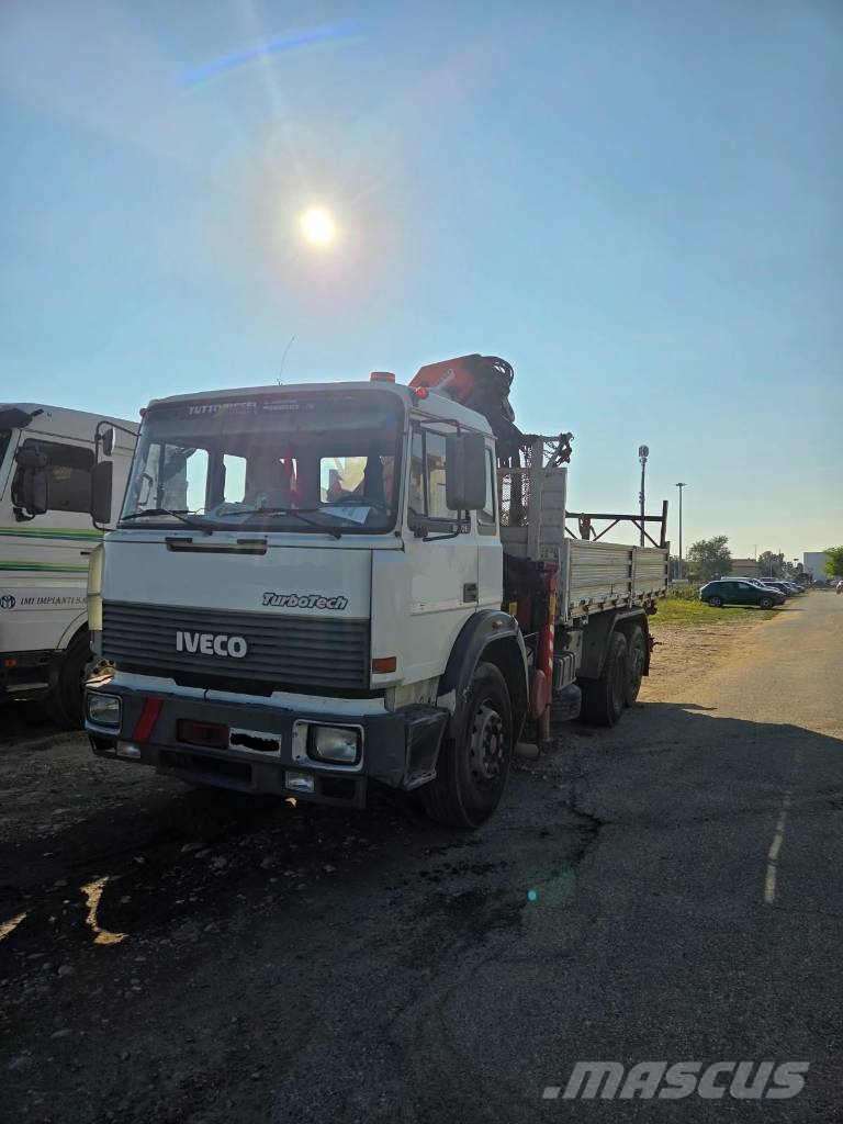Iveco 190-26 Kamioni sa kranom