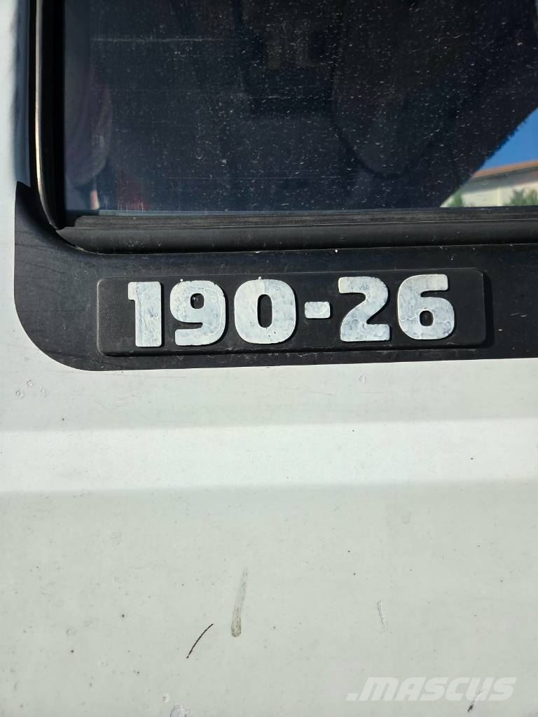 Iveco 190-26 Kamioni sa kranom