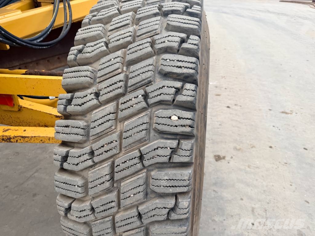 CAT 140M3 Niveleuse