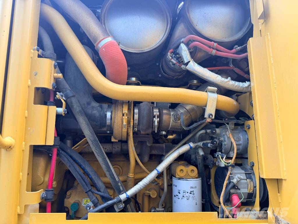 CAT 140M3 Niveleuse