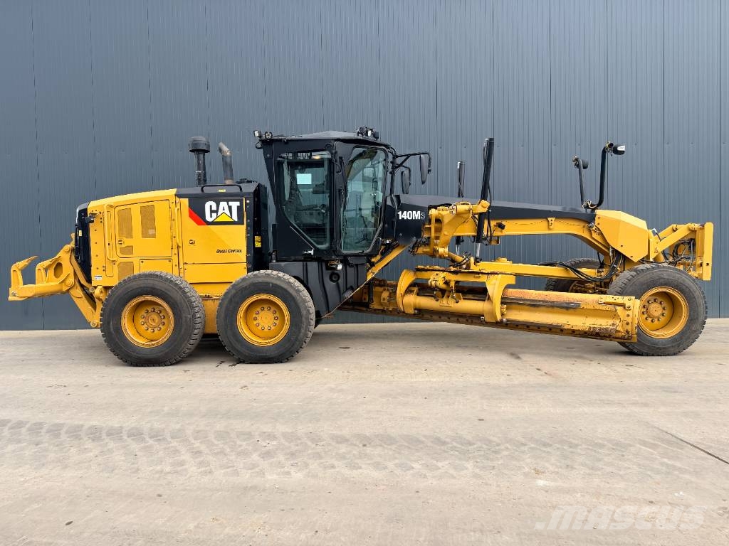 CAT 140M3 Niveleuse