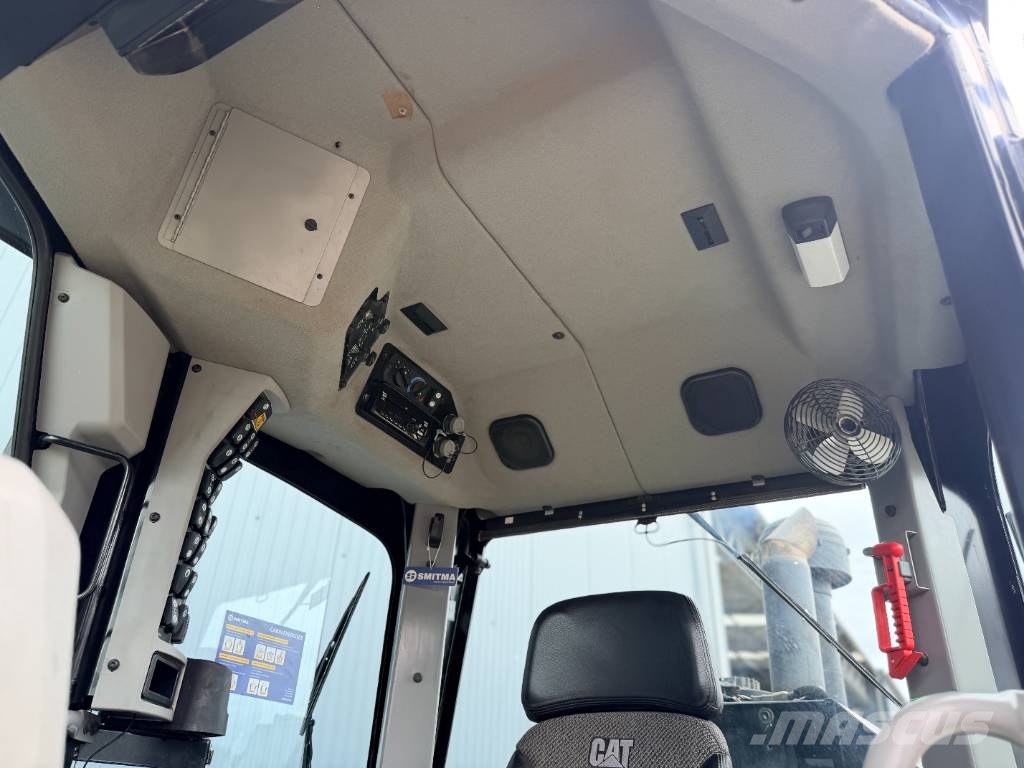 CAT 140M3 Niveleuse