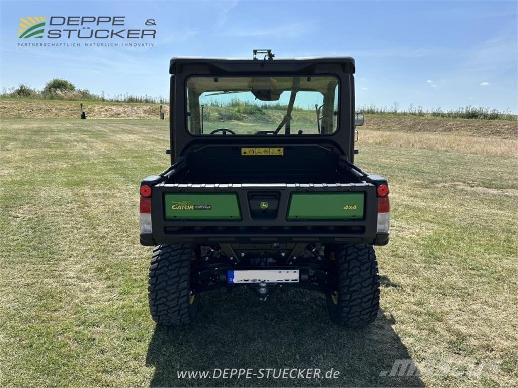 John Deere XUV865M ATVs