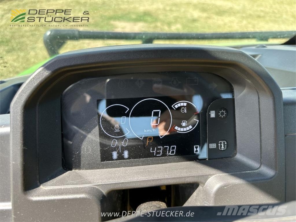 John Deere XUV865M ATVs