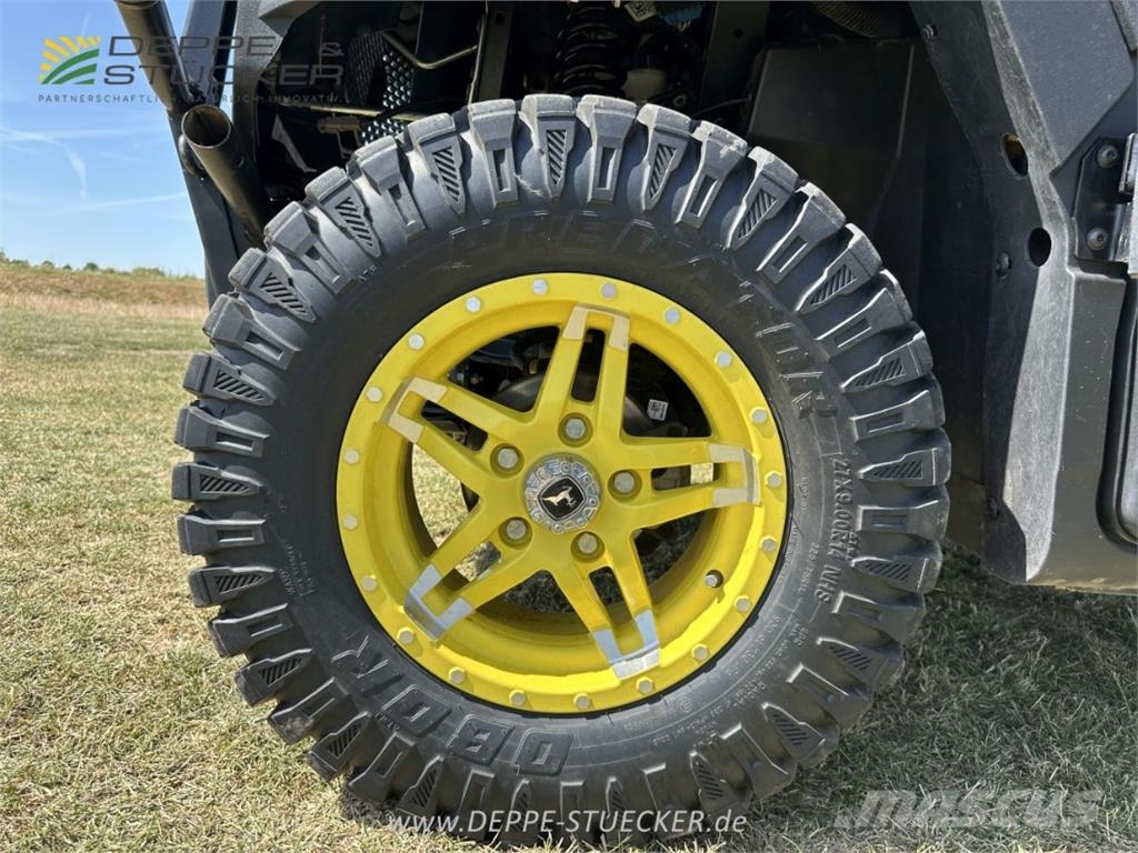 John Deere XUV865M ATVs