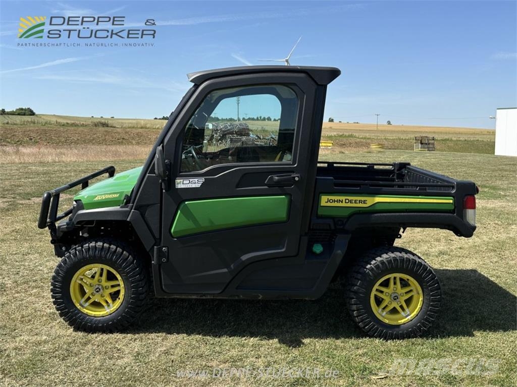 John Deere XUV865M ATVs