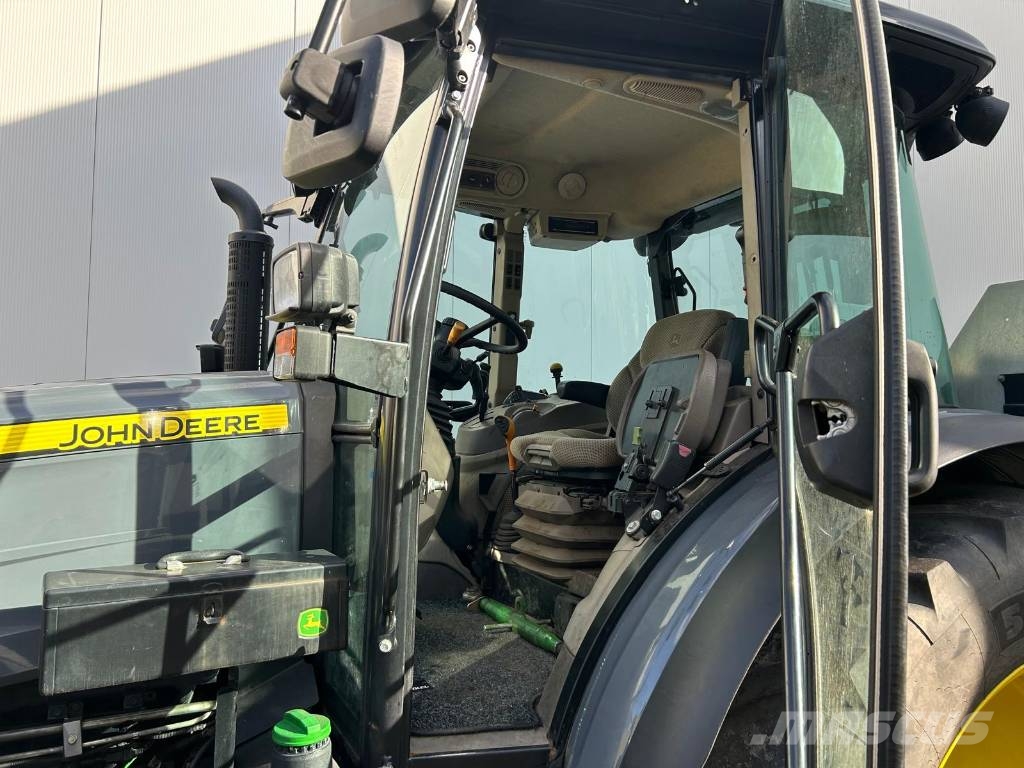 John Deere 5090 M الجرارات