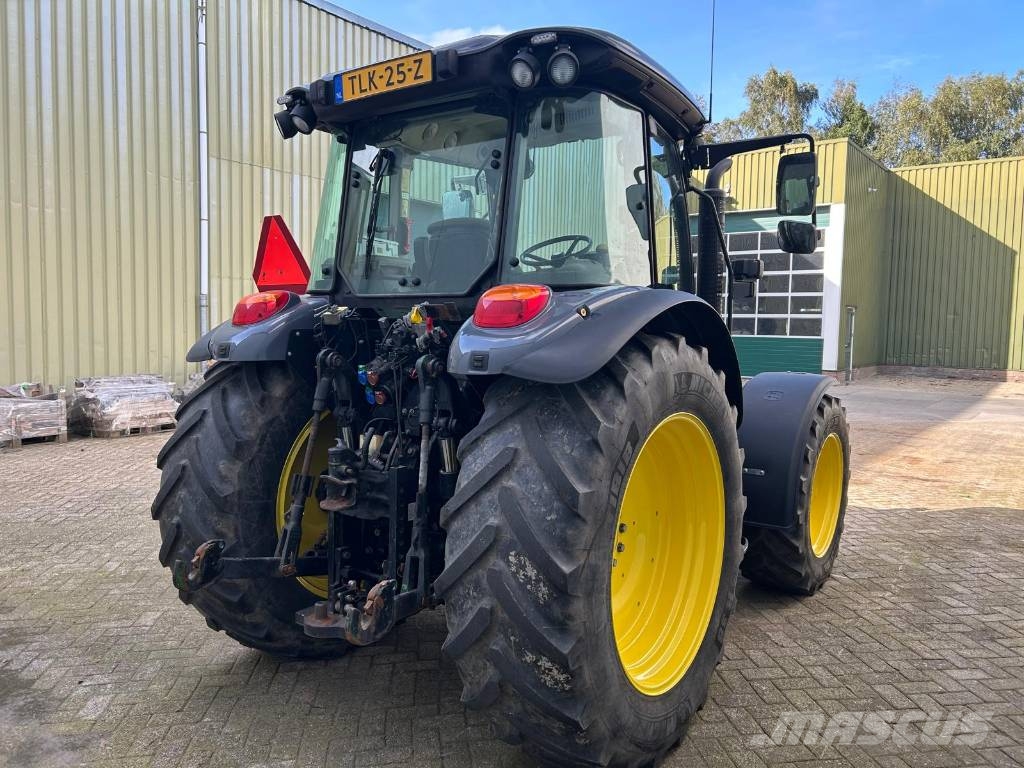 John Deere 5090 M الجرارات