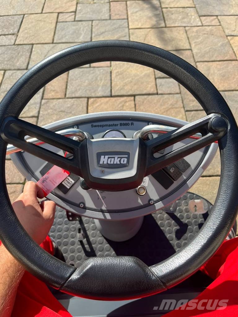 Hako Sweepmaster B980R كناسات