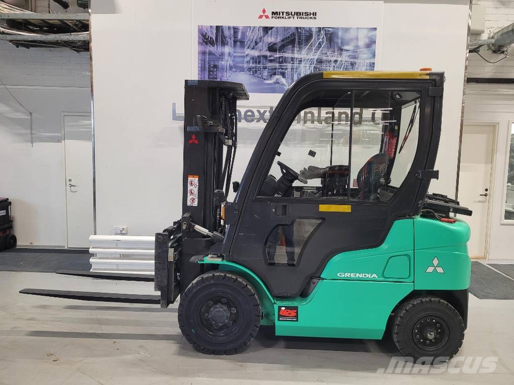 Mitsubishi FD25 NTD Diesel Trucker