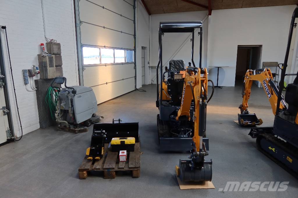 Laston OKW 12 小型挖掘机