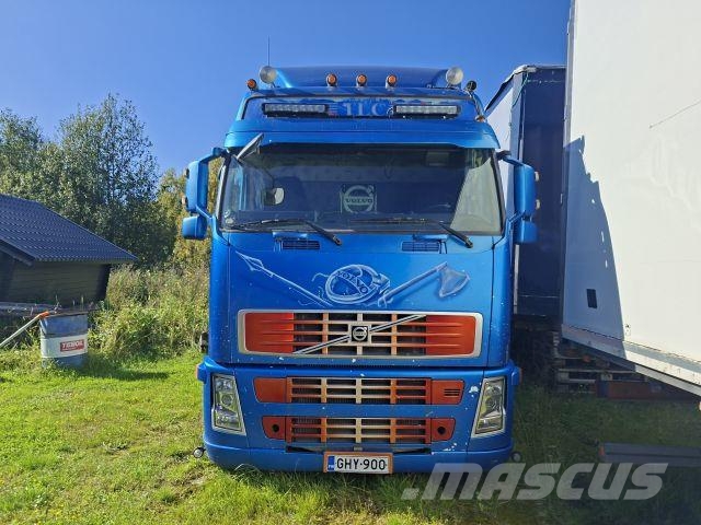 Volvo FH D13 شاحنات مسطحة/مفصلية الجوانب