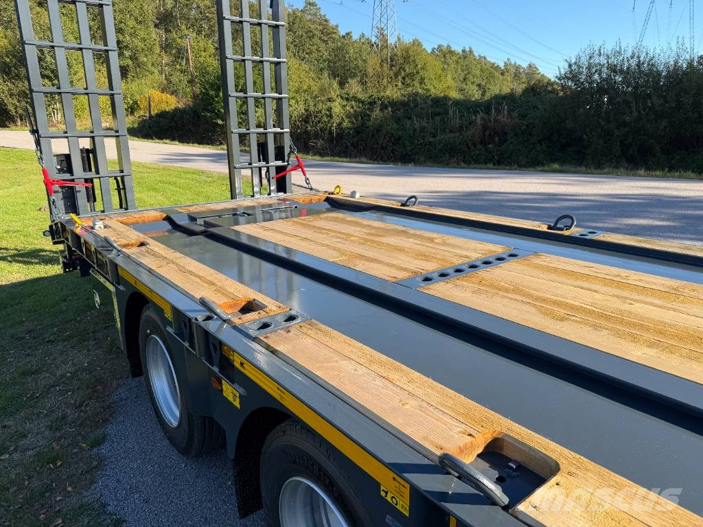 NC 3axl Lastbilskärra 25T med lastväxlarfunktion Multiliftes