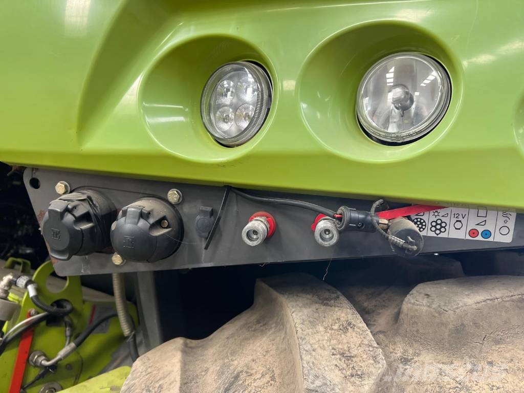CLAAS Jaguar 950 علافات ذاتية الدفع