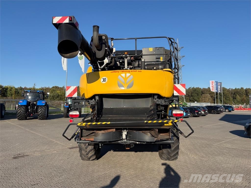 New Holland CR 8.80 Kombajni