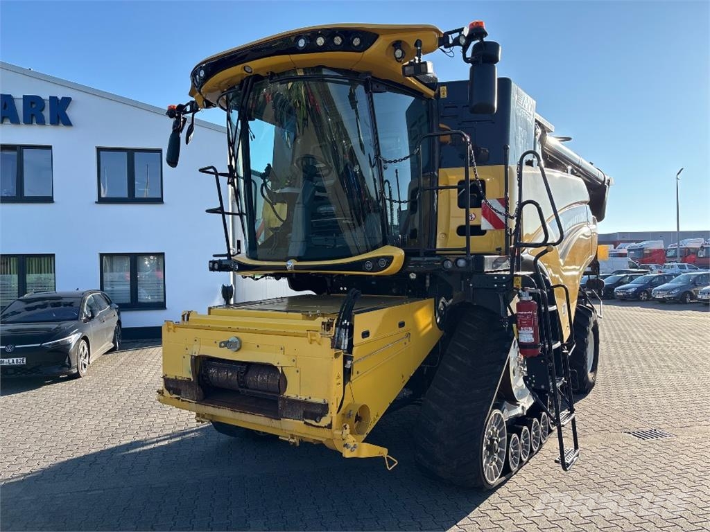 New Holland CR 8.80 Kombajni
