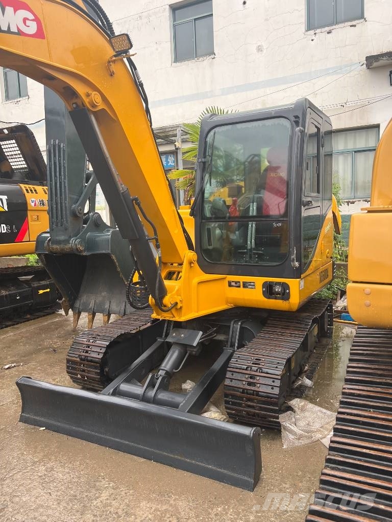XCMG XE 60 DA 小型挖掘机