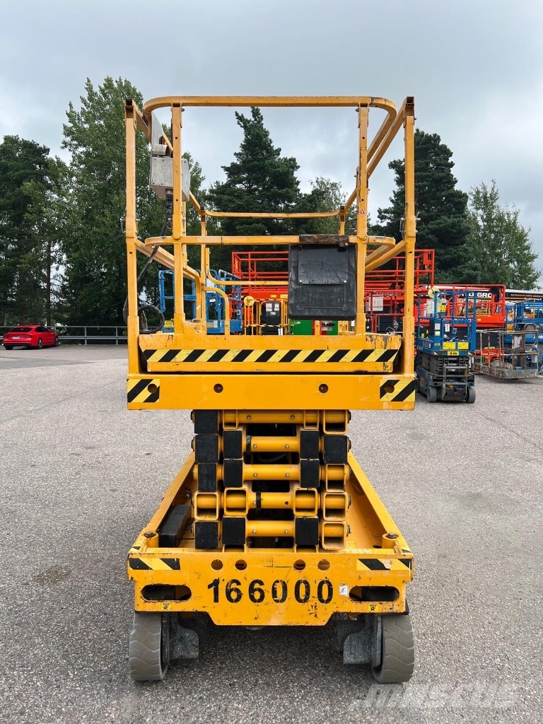 Haulotte Compact 14 Schaarhoogwerkers