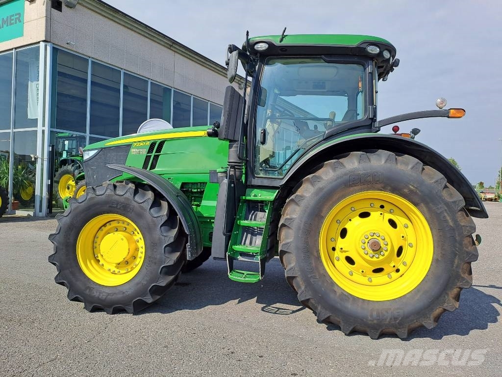 John Deere 7230 R Traktori