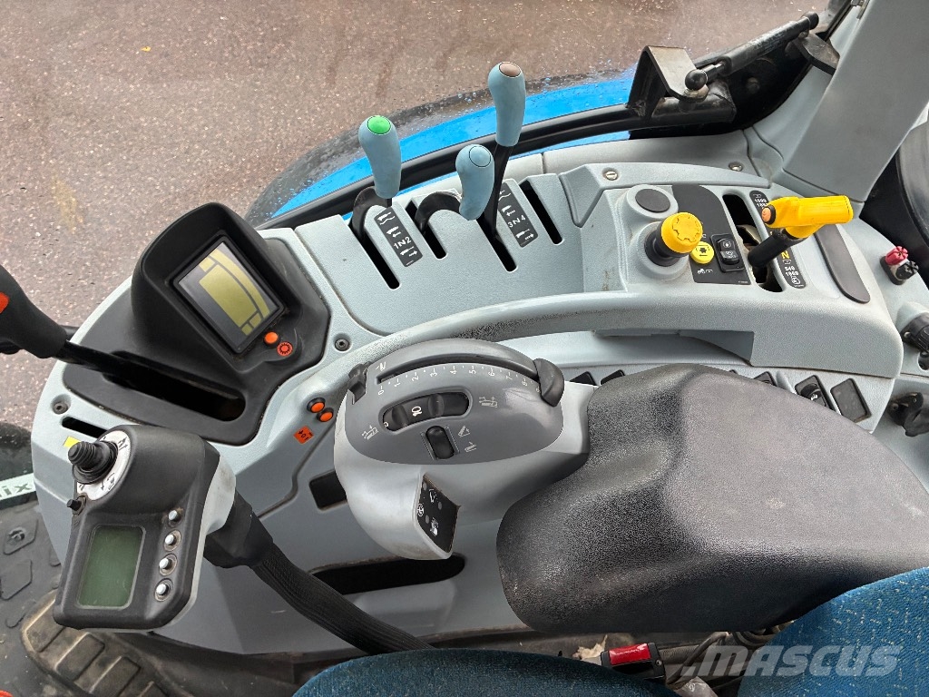 New Holland T 6.140 EC الجرارات