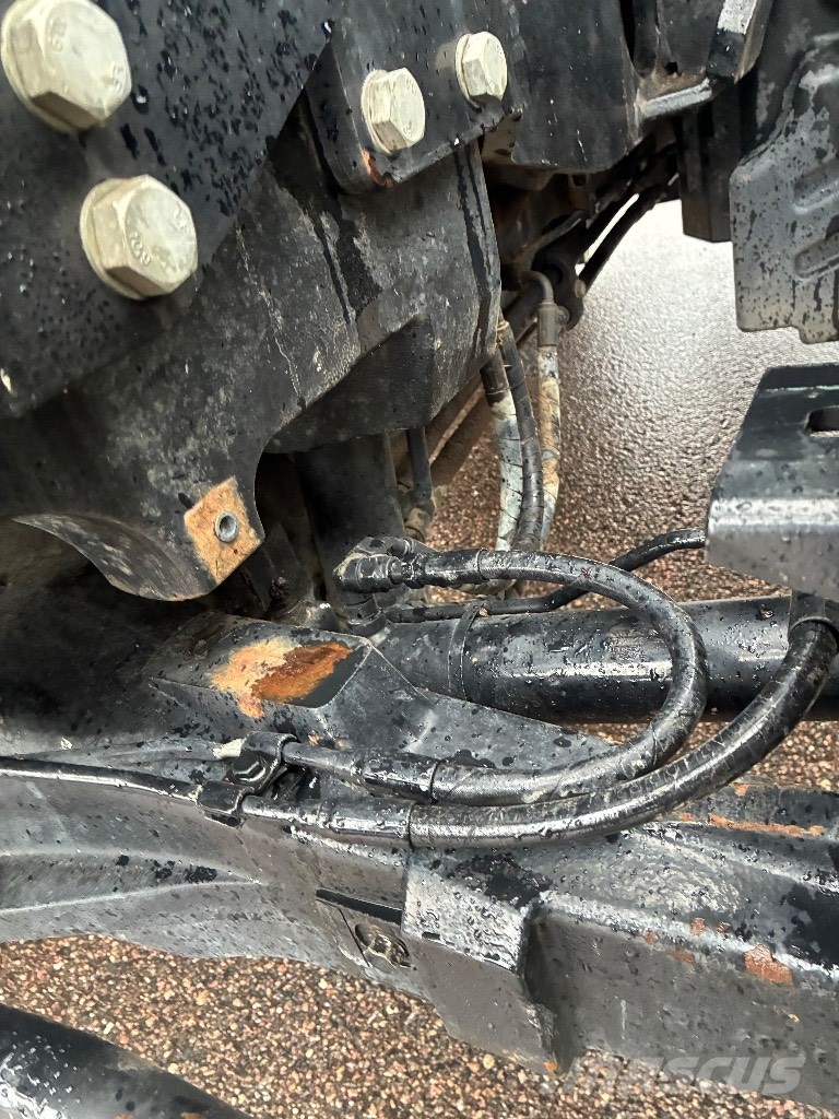 New Holland T 6.140 EC الجرارات