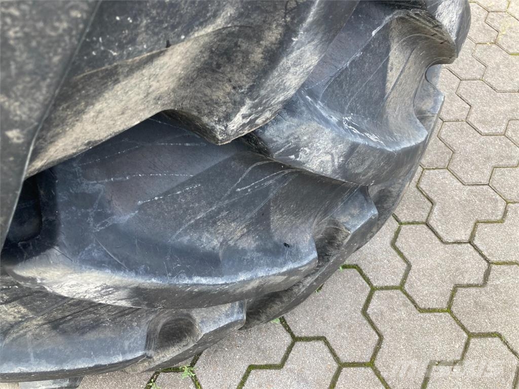 Trelleborg 2 Reifen 710/70 R38 ماكينات زراعية - غير ذلك