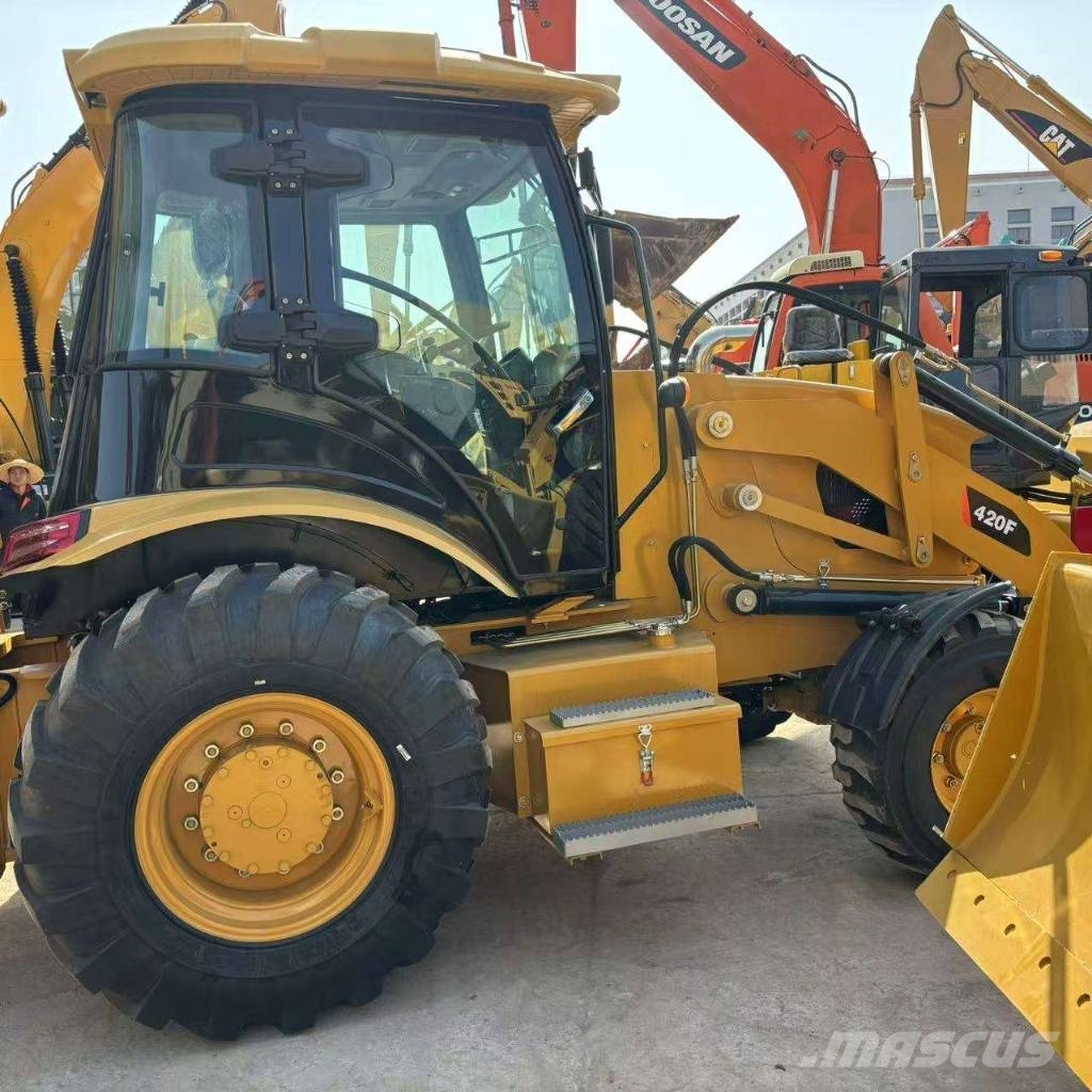 CAT 420 F Retrocargadoras