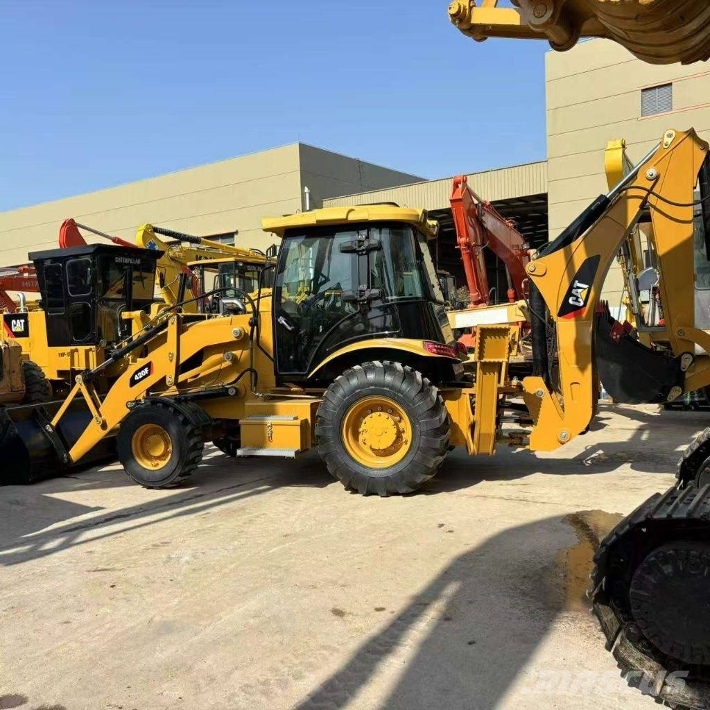 CAT 420 F Retrocargadoras