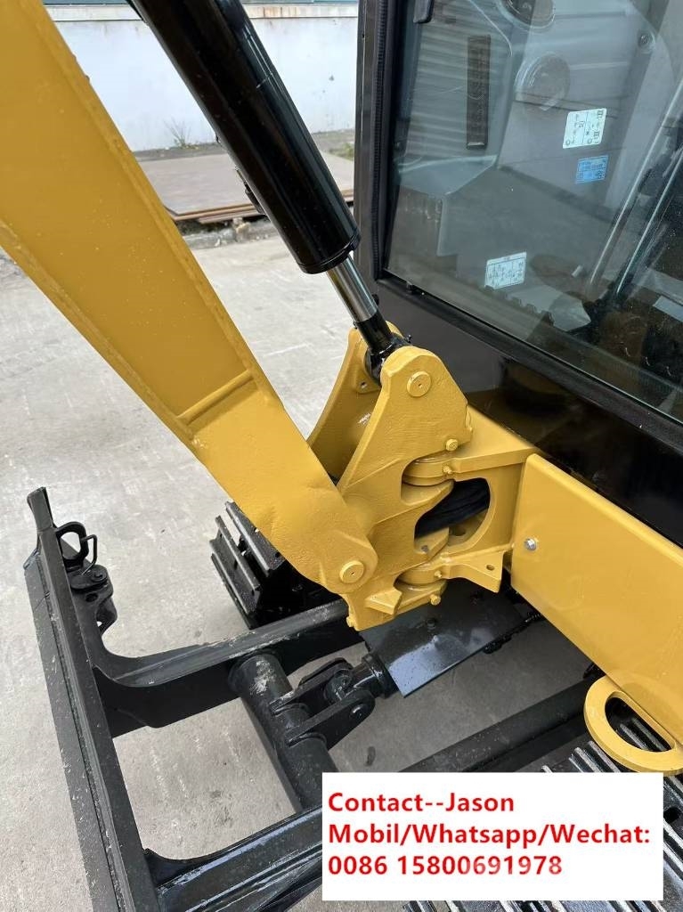 CAT 302 CR Minikoparki