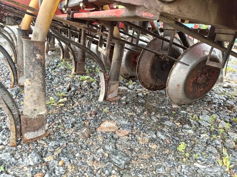 Junkkari Simulta 250cm مثاقيب مدمجة