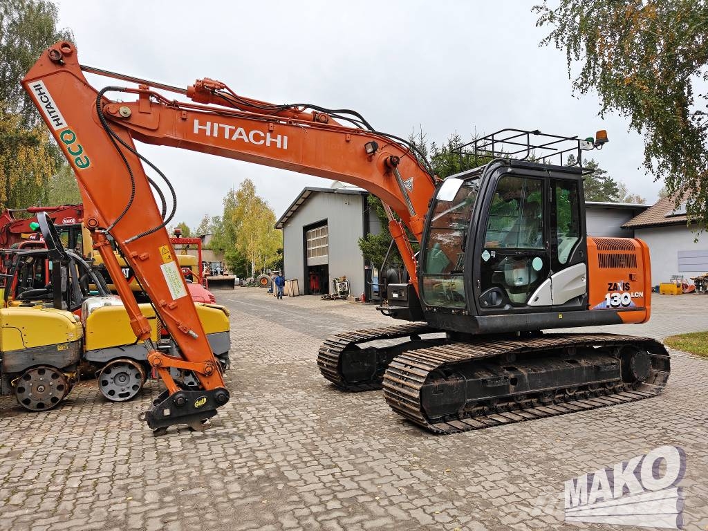 Hitachi ZX 130 LC N-6 履带挖掘机