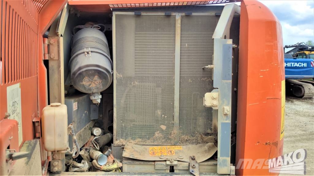 Hitachi ZX 130 LC N-6 Rupsgraafmachines