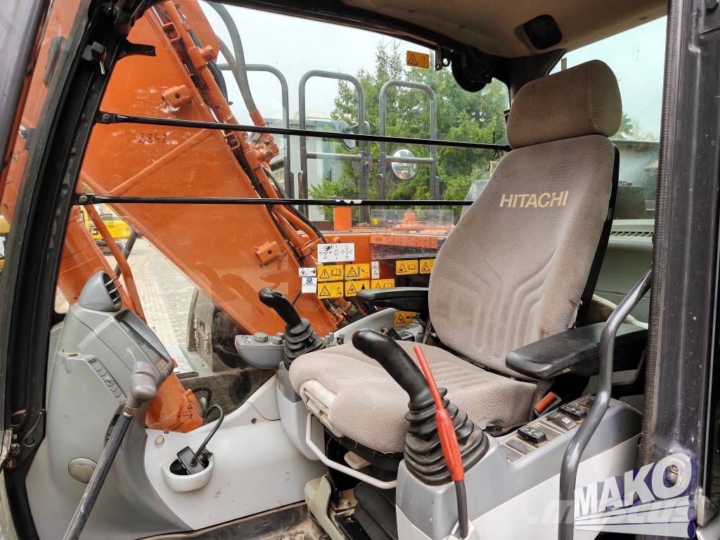 Hitachi ZX 130 LC N-6 履带挖掘机