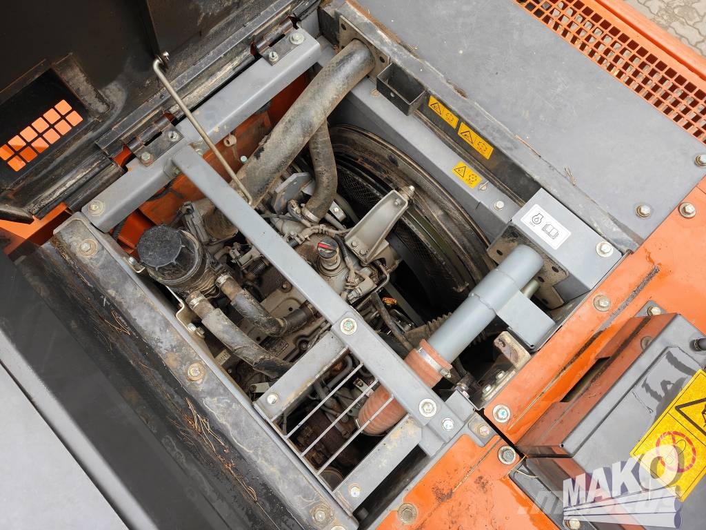 Hitachi ZX 130 LC N-6 履带挖掘机