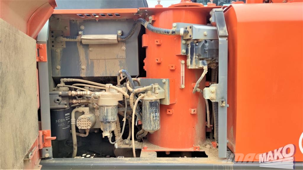 Hitachi ZX 130 LC N-6 Rupsgraafmachines